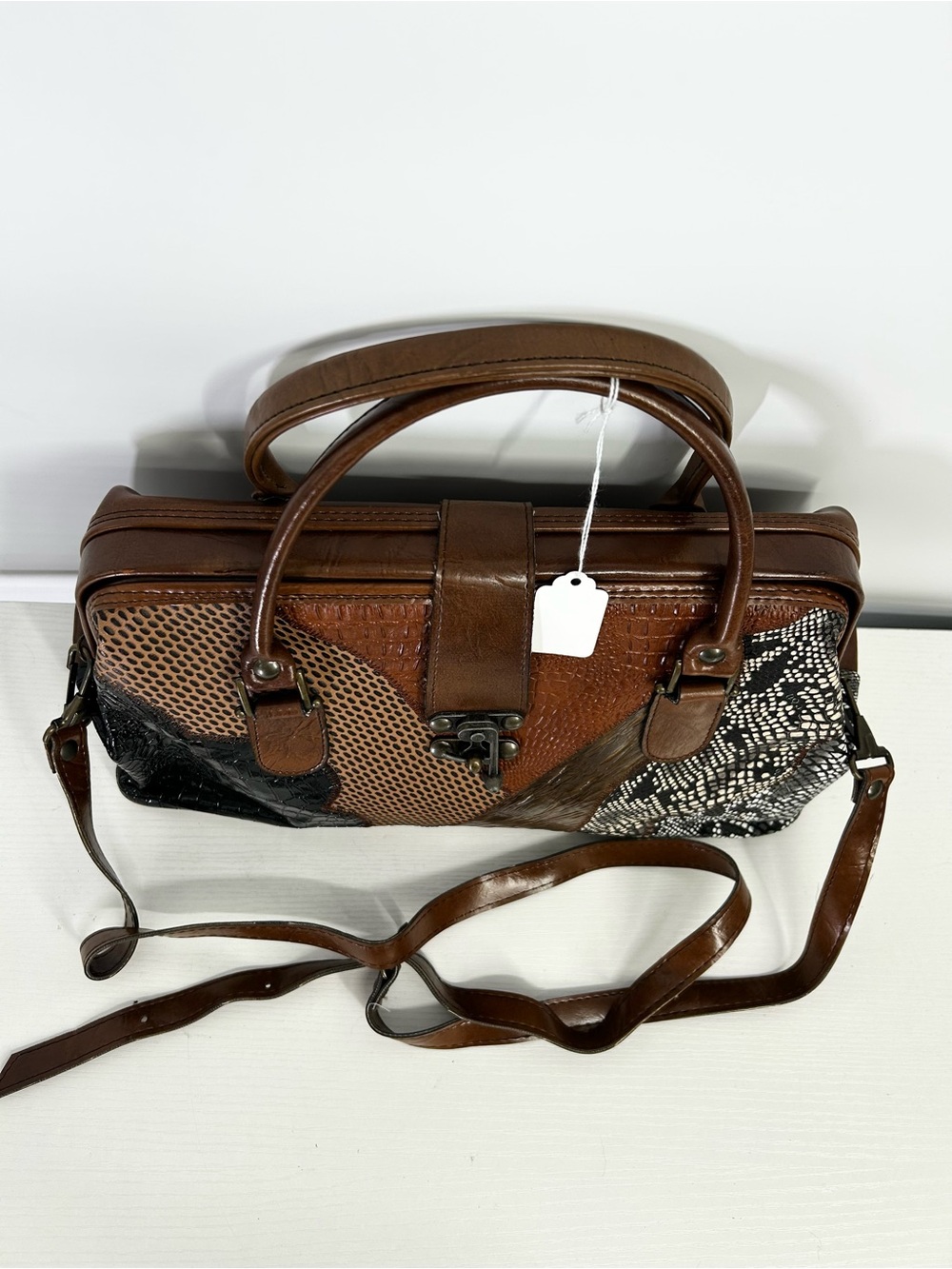 Vtg Leather Patchwork Doctor Bag Satchel Korea Made Croc Beautiful Design - Picture 6 of 16